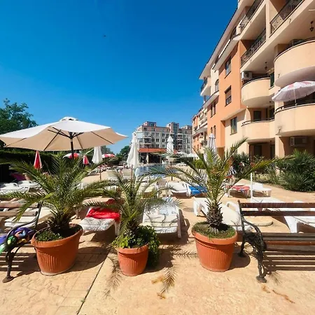 Kasandra סאני ביץ'